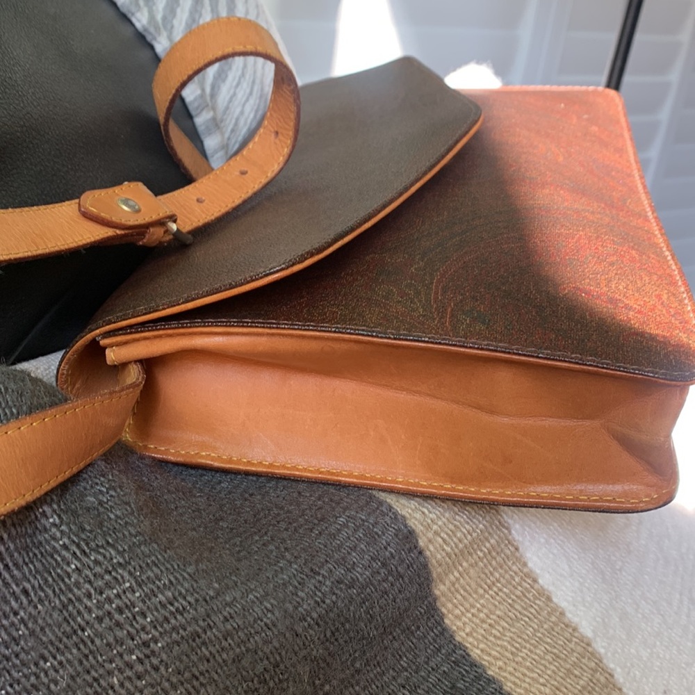 GONE! Etro Milano Crossbody - no longer available - Picture 4 of 17